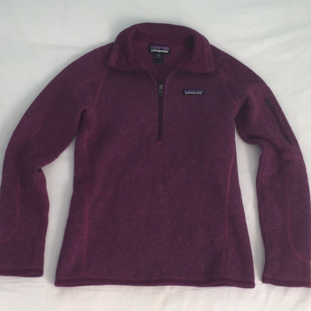 Womens purple Patagonia fleece zip up